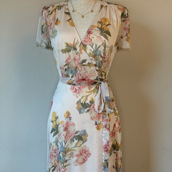 Floral Warp Maxi Dress 💖 NWT - Picture 1 of 5